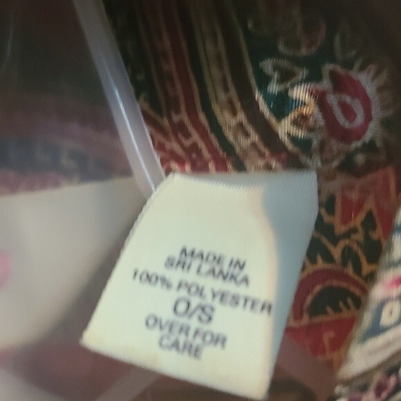 Victoria's Secret Vintage Paisley Print Robe - Picture 4 of 8